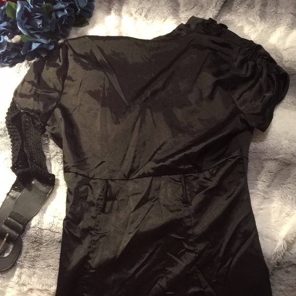 Womens black blouse - Picture 2 of 4